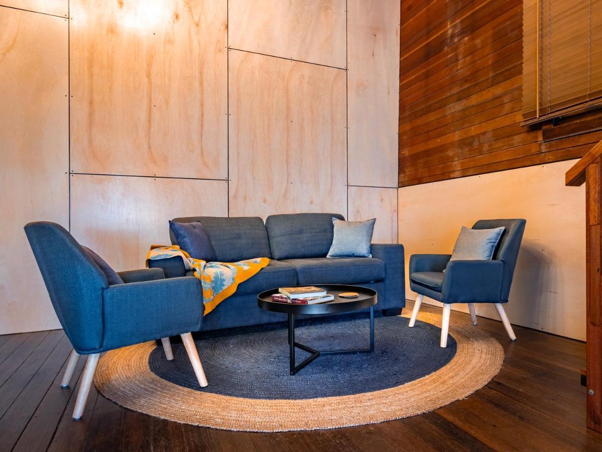 Pilgrim Blue, Derby - Two Charming Apartments In The Heart Of Derby Zewnętrze zdjęcie
